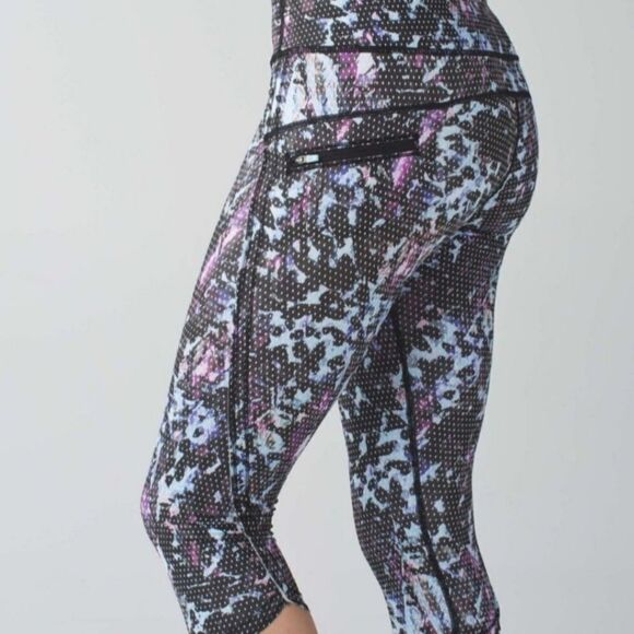 LULULEMON ATHLETICA RUN TOP SPEED CROP SIZE 10 - Picture 3 of 4